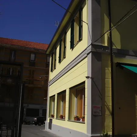 Casa Zeffirino Affittacamere Sanremo