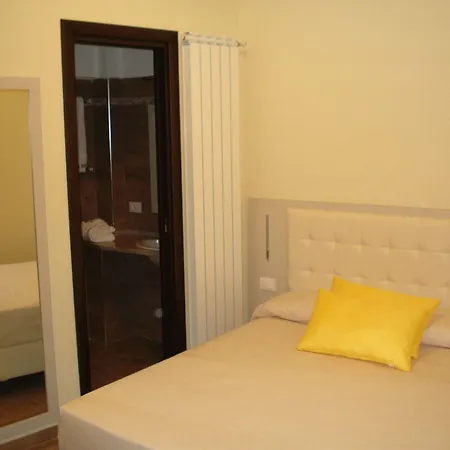 Guest house Casa Zeffirino 2*