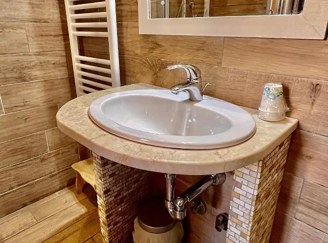 Guest house Casa Zeffirino 4*