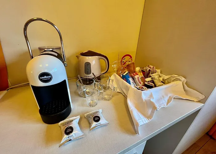 Guest house Casa Zeffirino 4*